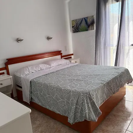 913 Oasis Club, Near Meloneras Chalet *