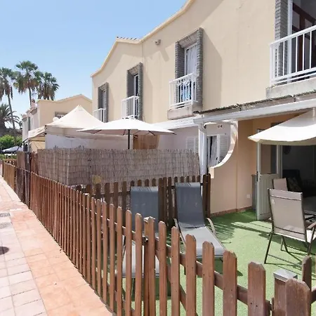 913 Oasis Club, Near Meloneras *
